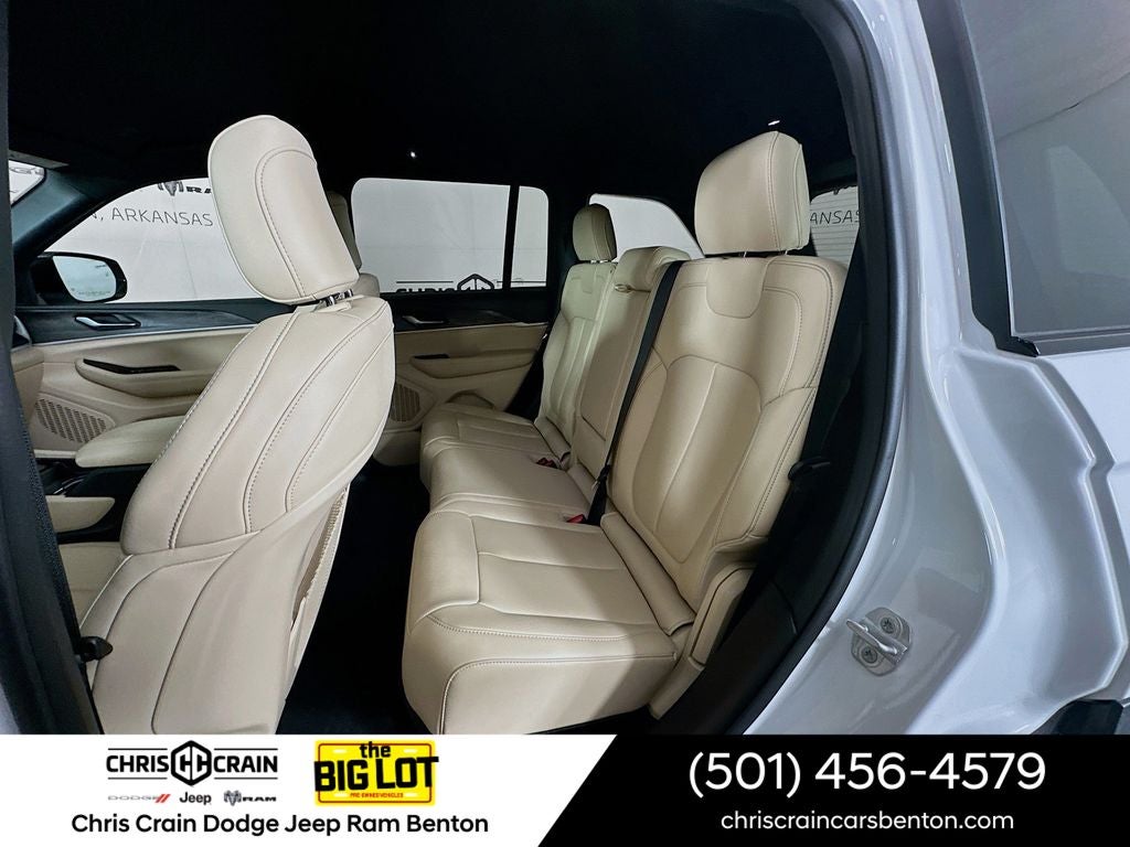 2025 Jeep Grand Cherokee Limited 4x2