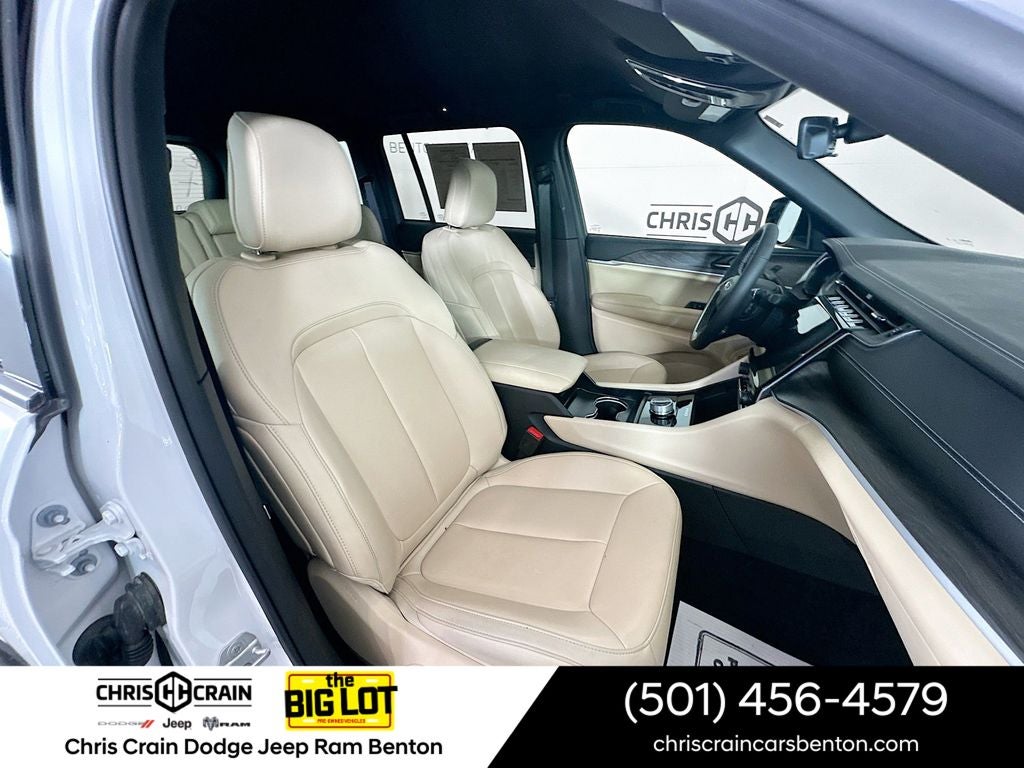 2025 Jeep Grand Cherokee Limited 4x2