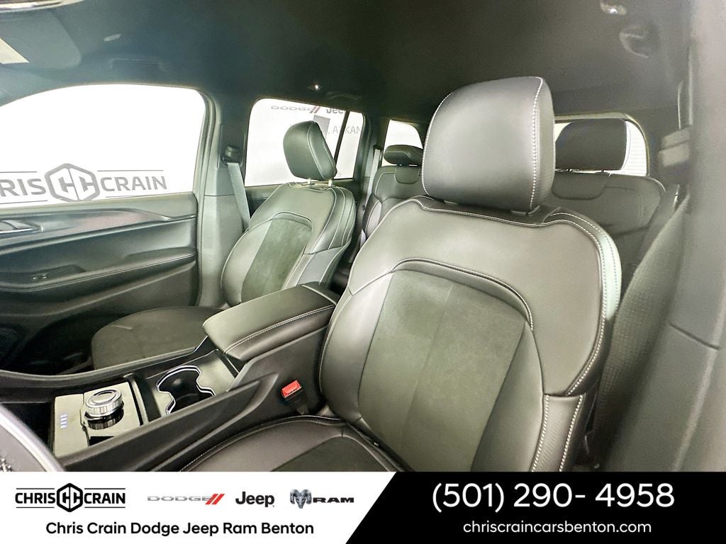 2025 Jeep Grand Cherokee GRAND CHEROKEE ALTITUDE 4X4