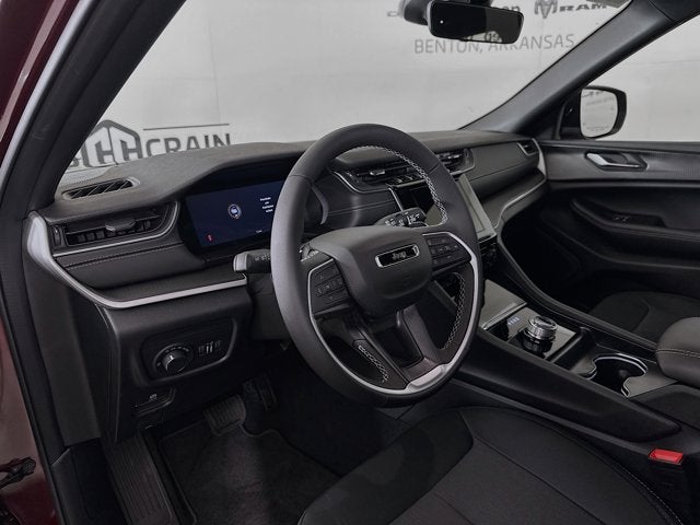 2025 Jeep Grand Cherokee GRAND CHEROKEE LAREDO 4X4