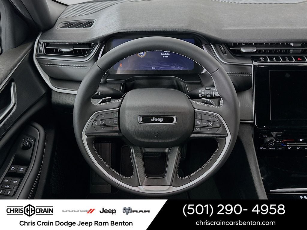 2025 Jeep Grand Cherokee GRAND CHEROKEE LAREDO X 4X4