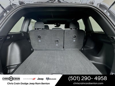 2025 Jeep Grand Cherokee GRAND CHEROKEE LAREDO X 4X4