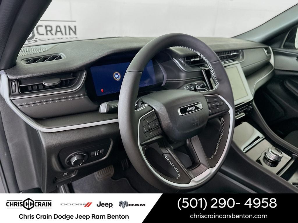 2026 Jeep Grand Cherokee GRAND CHEROKEE LAREDO X 4X4