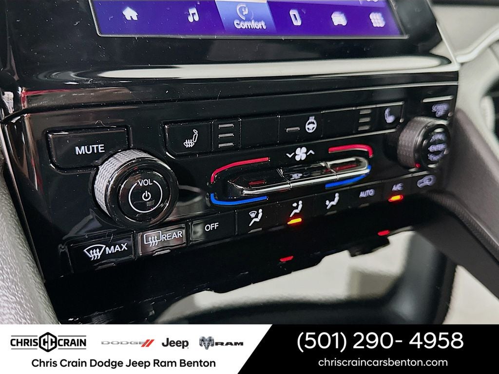 2026 Jeep Grand Cherokee GRAND CHEROKEE LAREDO X 4X4