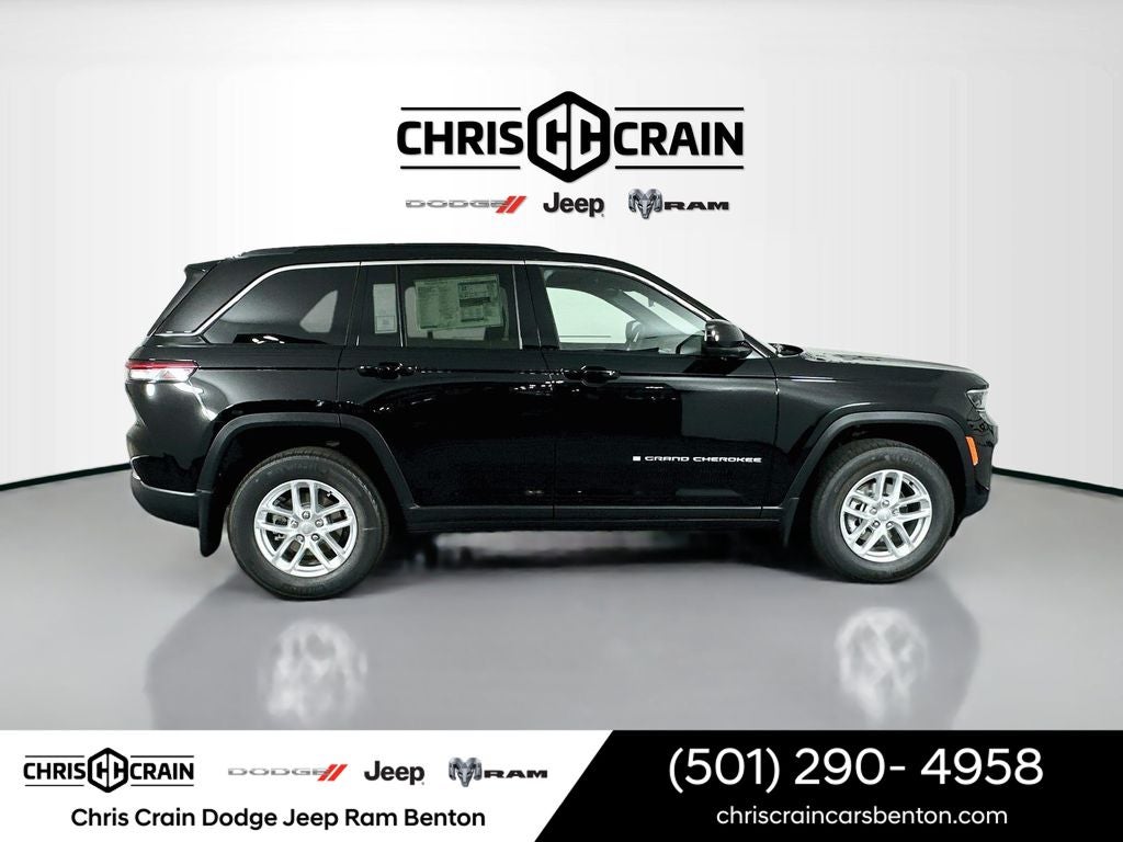 2026 Jeep Grand Cherokee GRAND CHEROKEE LAREDO 4X4