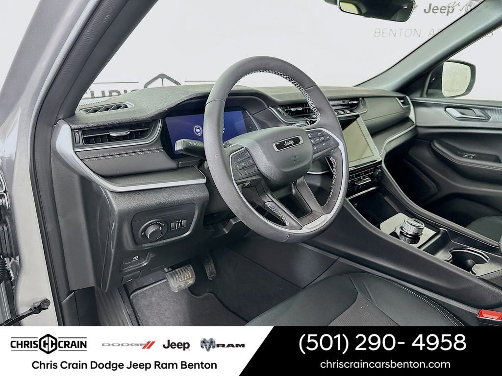 2026 Jeep Grand Cherokee GRAND CHEROKEE LAREDO X 4X4