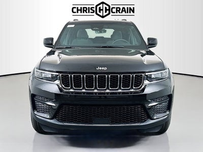 2025 Jeep Grand Cherokee GRAND CHEROKEE LAREDO X 4X4