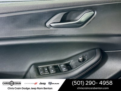 2025 Jeep Grand Cherokee GRAND CHEROKEE LAREDO 4X4