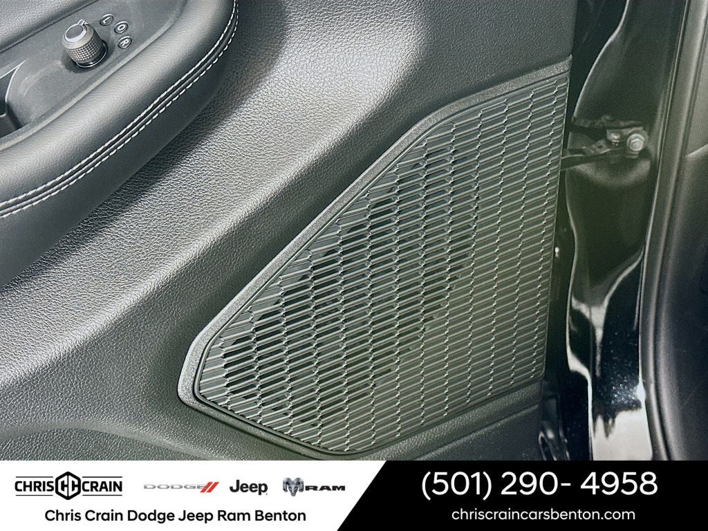 2025 Jeep Grand Cherokee GRAND CHEROKEE LAREDO 4X4