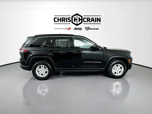 2025 Jeep Grand Cherokee GRAND CHEROKEE LAREDO 4X4