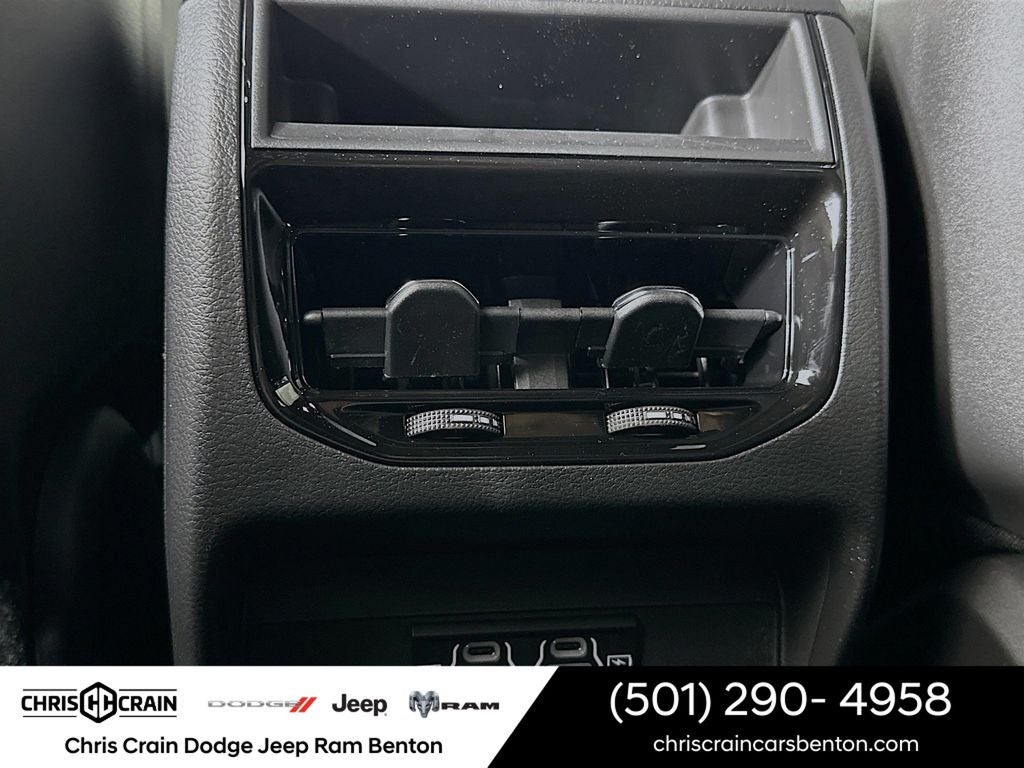 2026 Jeep Grand Cherokee GRAND CHEROKEE LAREDO 4X4