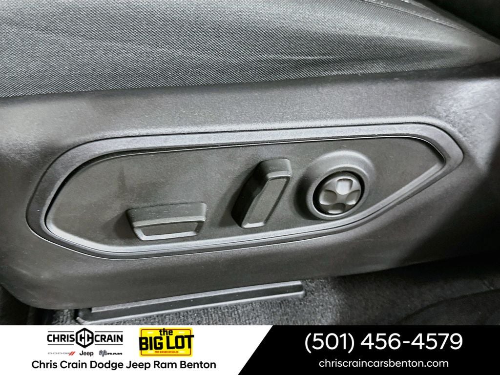 2025 Jeep Grand Cherokee Laredo X 4x4