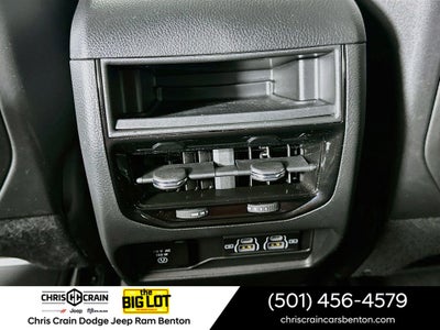 2025 Jeep Grand Cherokee Laredo X 4x4