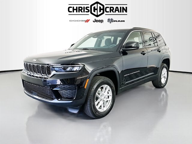 2025 Jeep Grand Cherokee GRAND CHEROKEE LAREDO X 4X4