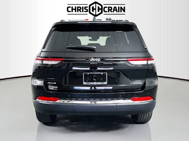 2025 Jeep Grand Cherokee GRAND CHEROKEE LAREDO X 4X4