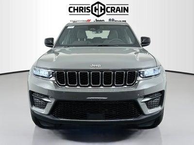 2027 Jeep Grand Cherokee GRAND CHEROKEE LAREDO 4X4