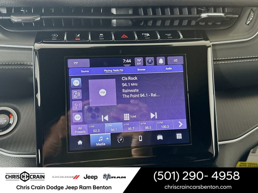 2025 Jeep Grand Cherokee GRAND CHEROKEE LAREDO X 4X4