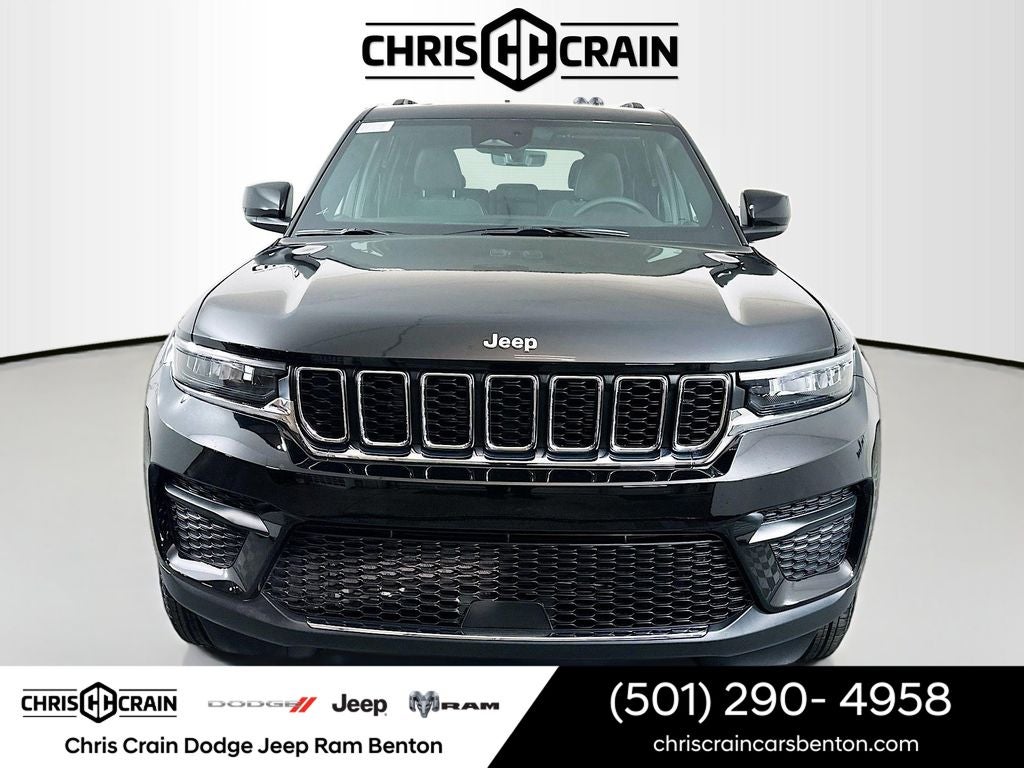 2025 Jeep Grand Cherokee GRAND CHEROKEE LAREDO X 4X4