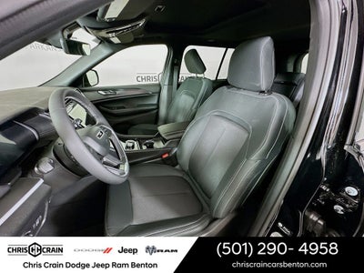 2025 Jeep Grand Cherokee GRAND CHEROKEE LAREDO X 4X4