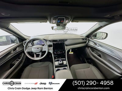 2025 Jeep Grand Cherokee GRAND CHEROKEE LAREDO X 4X4