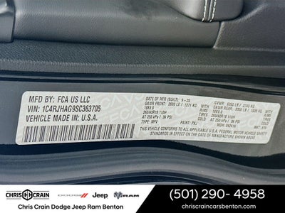 2025 Jeep Grand Cherokee GRAND CHEROKEE LAREDO X 4X4