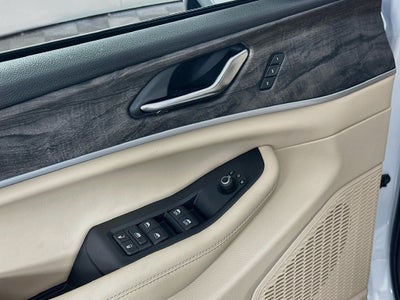 2027 Jeep Grand Cherokee GRAND CHEROKEE LIMITED 4X4