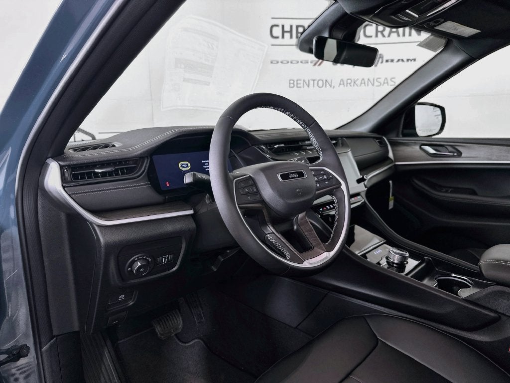 2027 Jeep Grand Cherokee GRAND CHEROKEE LIMITED 4X4