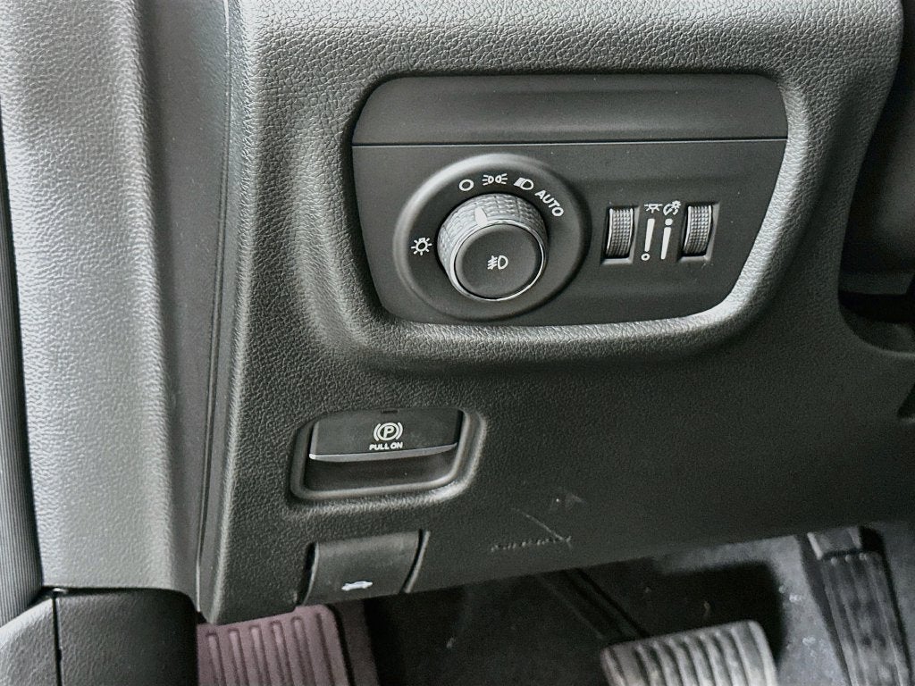 2027 Jeep Grand Cherokee GRAND CHEROKEE LIMITED 4X4