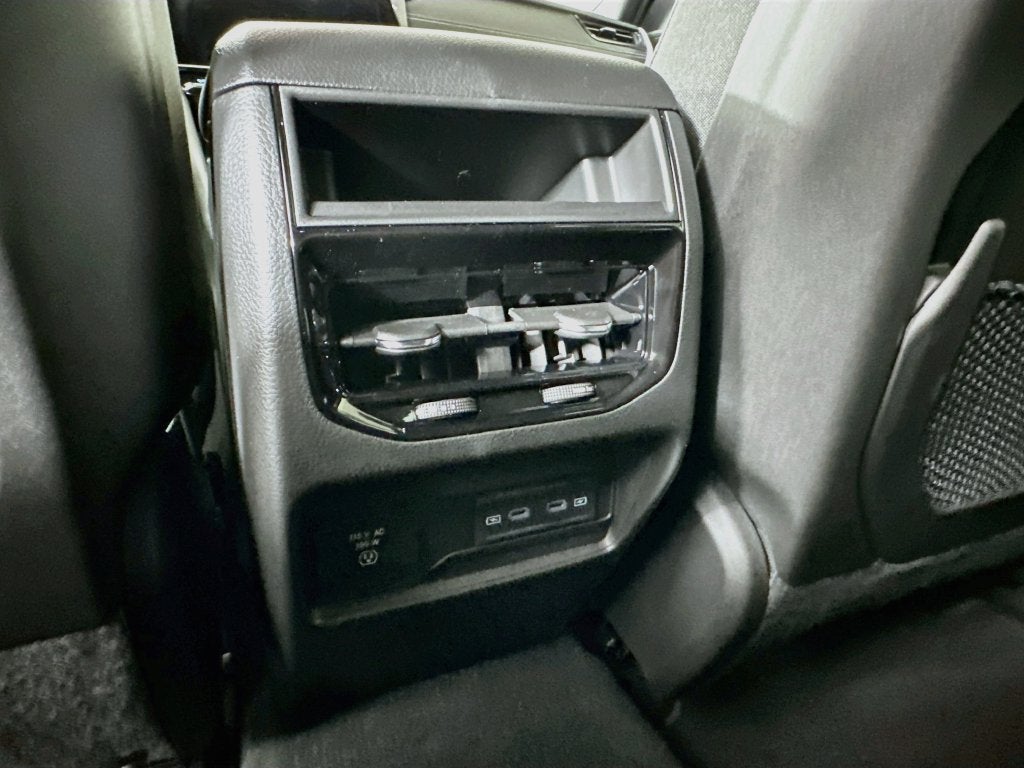 2027 Jeep Grand Cherokee GRAND CHEROKEE LIMITED 4X4