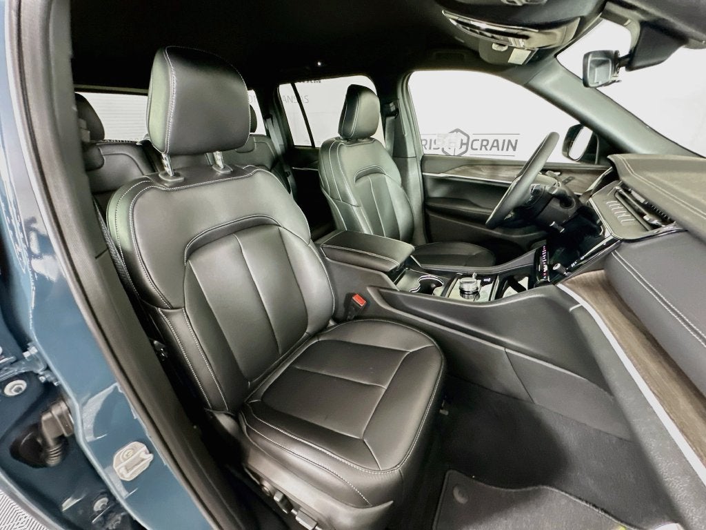 2027 Jeep Grand Cherokee GRAND CHEROKEE LIMITED 4X4