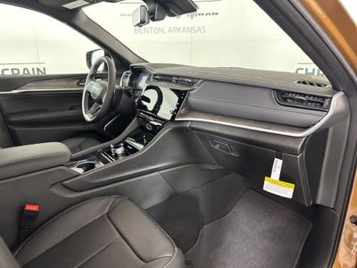 2027 Jeep Grand Cherokee GRAND CHEROKEE LIMITED RESERVE 4X4