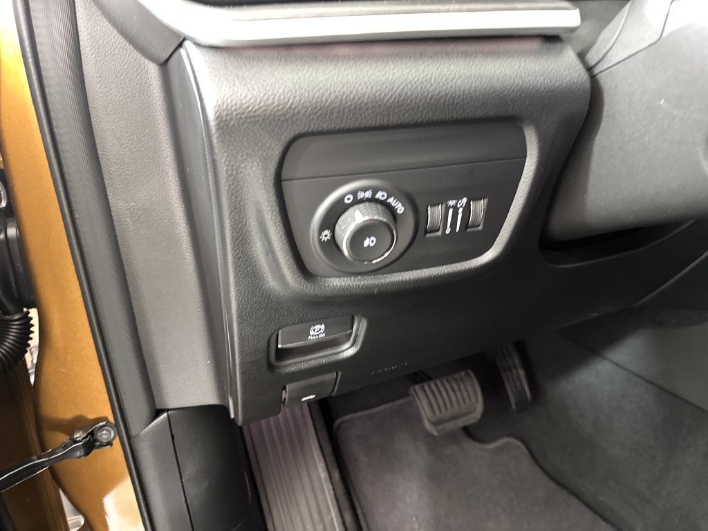 2027 Jeep Grand Cherokee GRAND CHEROKEE LIMITED RESERVE 4X4