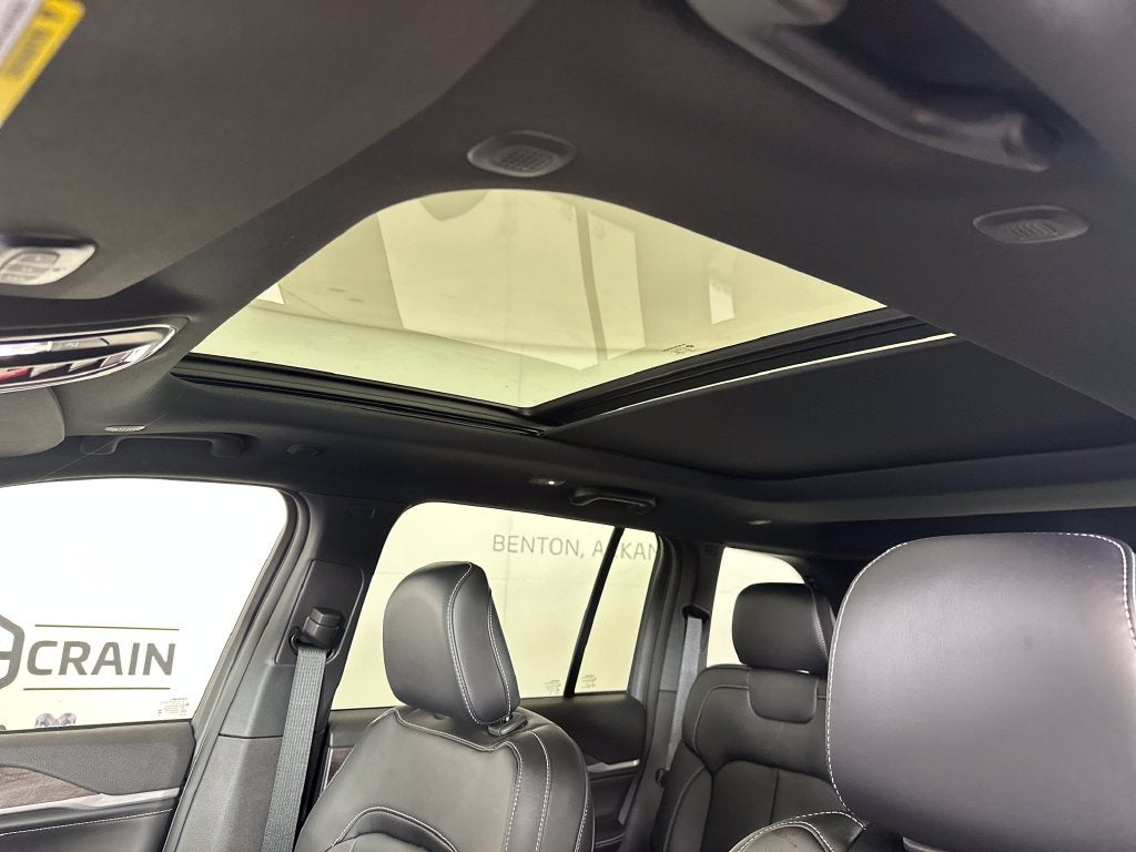 2027 Jeep Grand Cherokee GRAND CHEROKEE LIMITED RESERVE 4X4