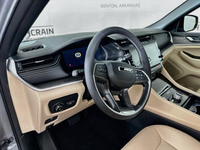2027 Jeep Grand Cherokee GRAND CHEROKEE LIMITED 4X4