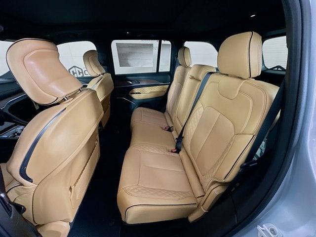 2025 Jeep Grand Cherokee GRAND CHEROKEE SUMMIT 4X4