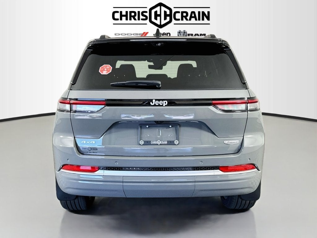 2027 Jeep Grand Cherokee GRAND CHEROKEE SUMMIT 4X4