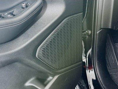 2025 Jeep Grand Cherokee GRAND CHEROKEE L LAREDO 4X2