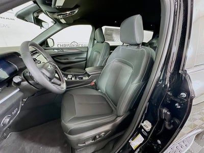 2025 Jeep Grand Cherokee GRAND CHEROKEE L LAREDO 4X2