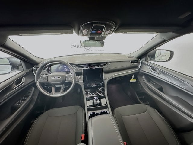 2025 Jeep Grand Cherokee GRAND CHEROKEE L LAREDO 4X2