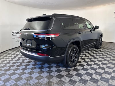 2027 Jeep Grand Cherokee GRAND CHEROKEE L LAREDO ALTITUDE 4X2