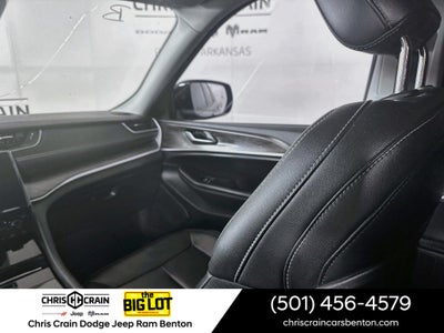 2023 Jeep Grand Cherokee L Limited 4x2