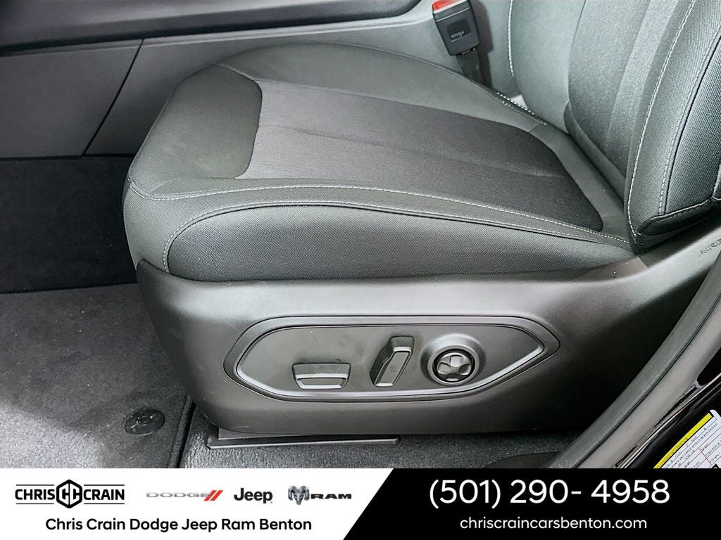 2026 Jeep Grand Cherokee GRAND CHEROKEE L LAREDO 4X4