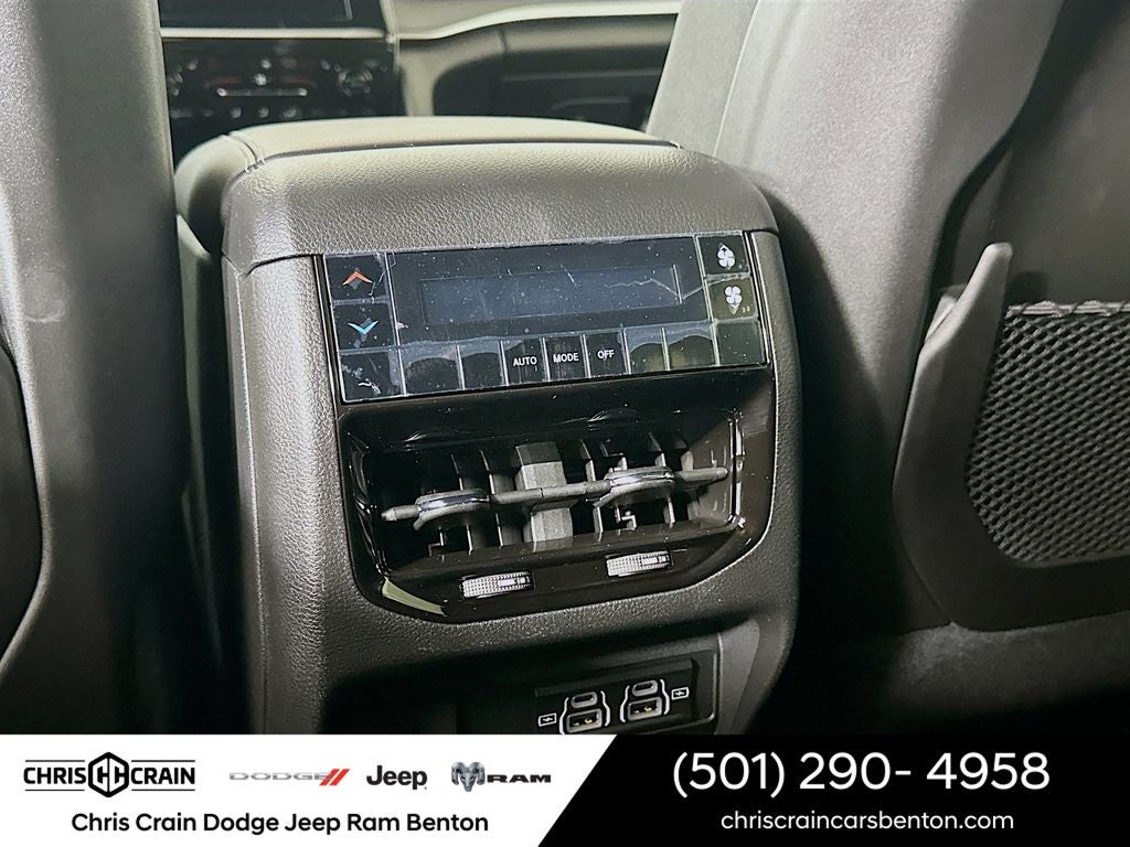 2026 Jeep Grand Cherokee GRAND CHEROKEE L LAREDO X 4X4