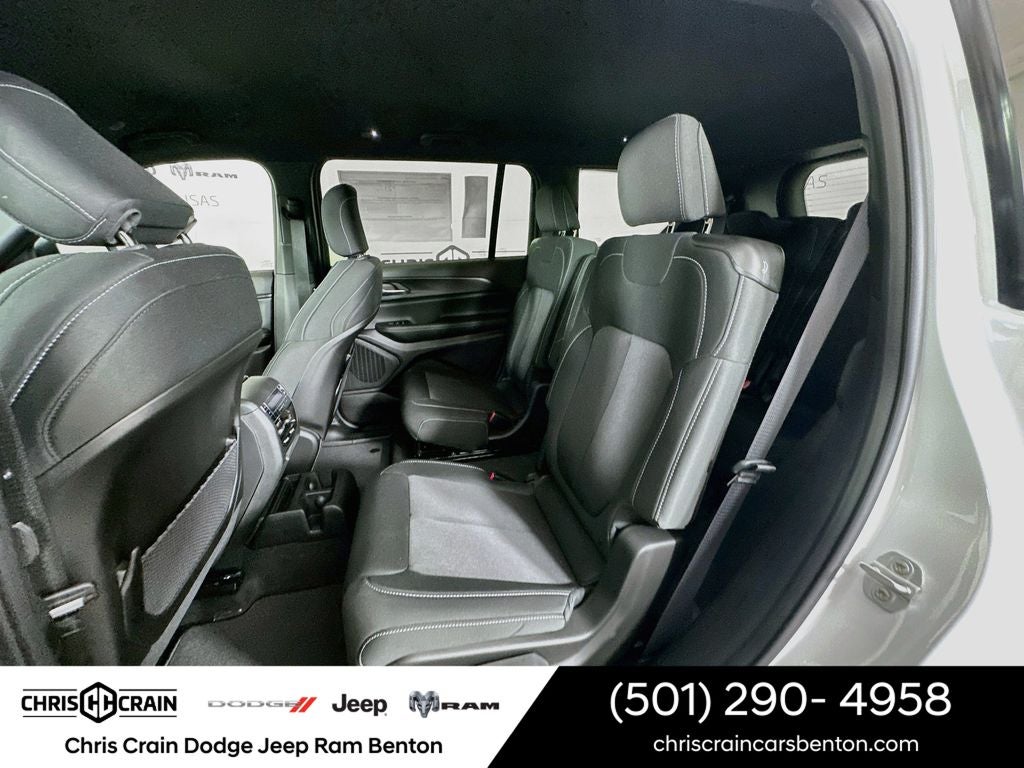 2026 Jeep Grand Cherokee GRAND CHEROKEE L LAREDO 4X4