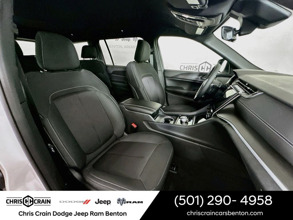 2026 Jeep Grand Cherokee GRAND CHEROKEE L LAREDO 4X4