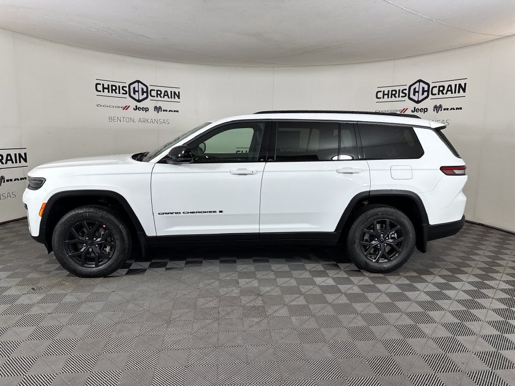 2027 Jeep Grand Cherokee GRAND CHEROKEE L LAREDO ALTITUDE 4X4