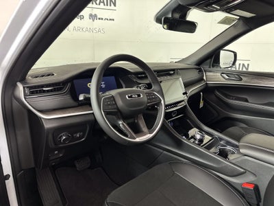 2027 Jeep Grand Cherokee GRAND CHEROKEE L LAREDO ALTITUDE 4X4
