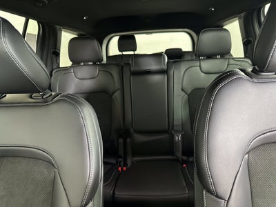 2027 Jeep Grand Cherokee GRAND CHEROKEE L LAREDO ALTITUDE 4X4