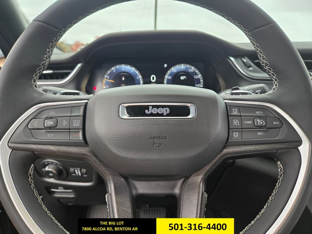 2025 Jeep Grand Cherokee GRAND CHEROKEE L LIMITED 4X4