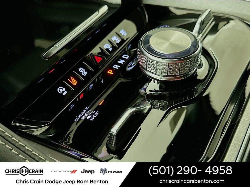 2025 Jeep Wagoneer WAGONEER CARBIDE 4X4